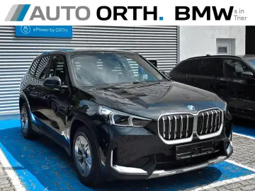 BMW iX1 xDrive30 LC-PROF. HUD ACC AD.LED SIHZ 360