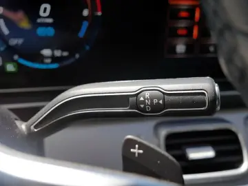 MERCEDES-BENZ GLE 350 de 4M    AMG MEMO 360 AIRMATIC