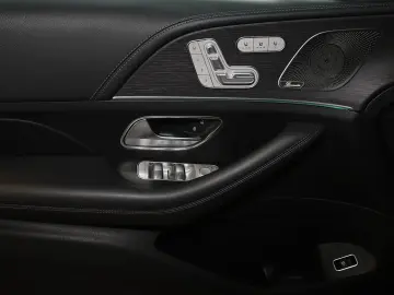MERCEDES-BENZ GLE 350de 4M AMG Burmester Ventilation 360