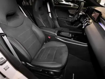 MERCEDES-BENZ CLA 200 Coupé AMG MBUX RüKam Pano LED …
