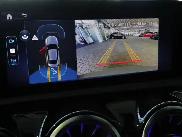 MERCEDES-BENZ A 200 Limousine AMG RüKam M-LED AHK Di…