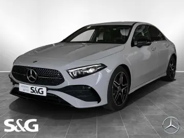 MERCEDES-BENZ A 200 Limousine AMG RüKam M-LED AHK Di…