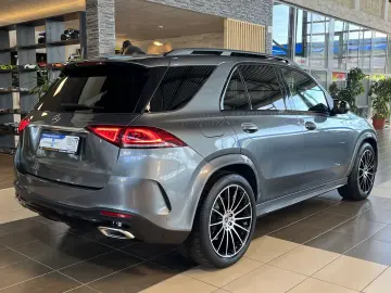 MERCEDES-BENZ GLE 580 4M AMG-Line Pano Burmester HUD Memory