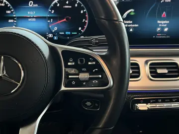 MERCEDES-BENZ GLE 580 4M AMG-Line Pano Burmester HUD Memory