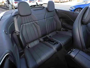 MERCEDES-BENZ CLE 200 Cabriolet AMG NIGHT MEMORY 19 ZOLL 360