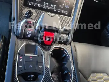 LAMBORGHINI 4.0 V8 Sport inkl. MwSt.