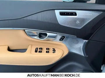 VOLVO XC90 B5D AWD Ultimate Bright FourC PANO 360 HUD
