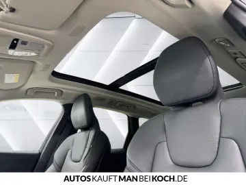VOLVO XC60 T6 AWD Ultra BLIS 360  HUD ACC H K PANO