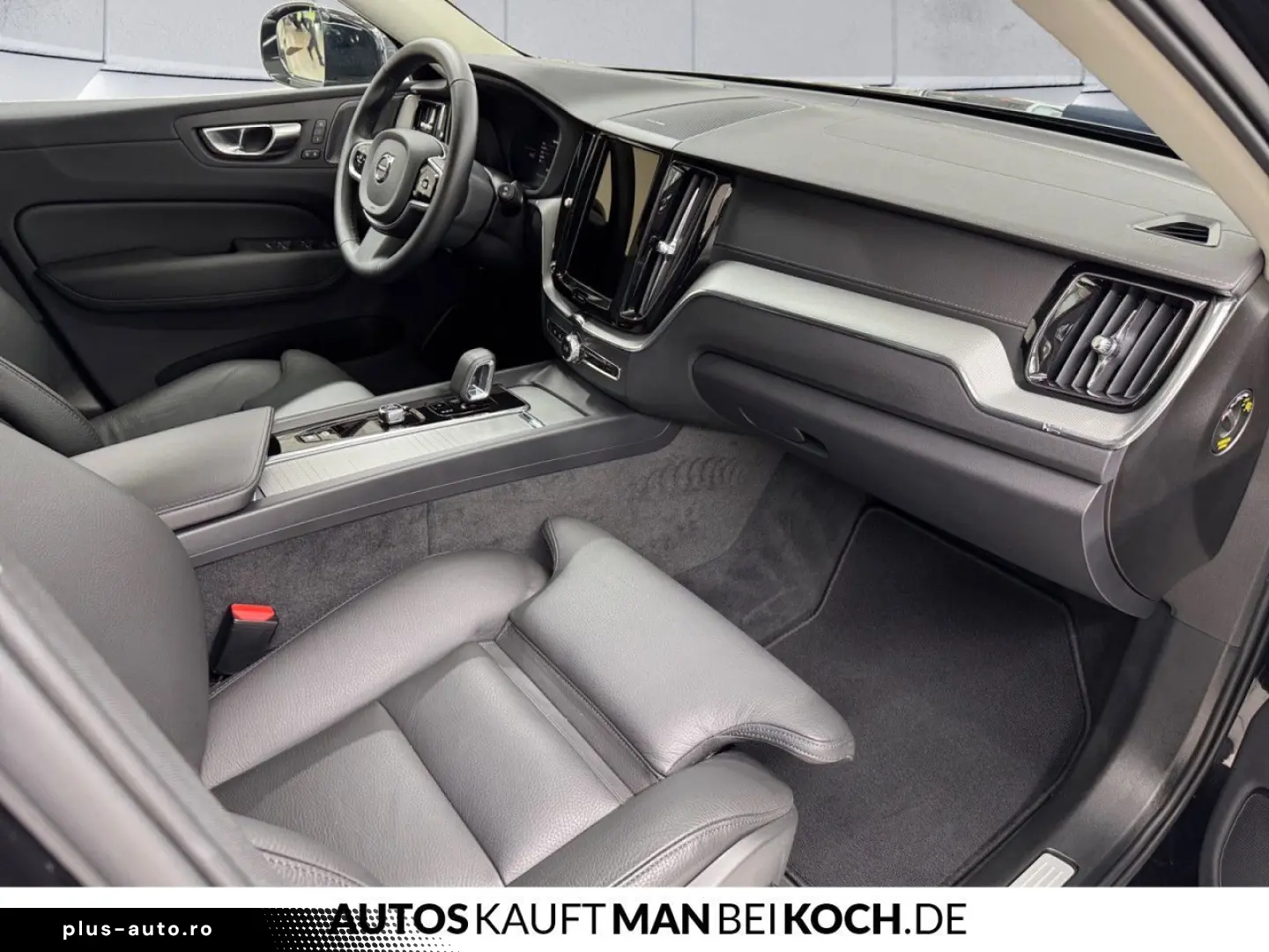 VOLVO XC60 T6 AWD Ultra BLIS 360  HUD ACC H K PANO