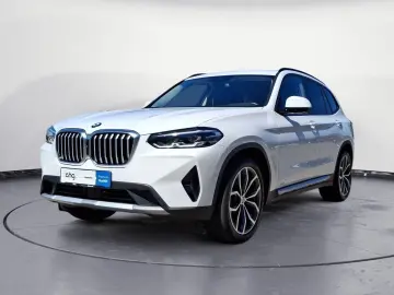 BMW X3 xDrive20d Standheizung ACC Pano-Dach AHK