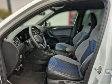 VW Tiguan R 320PS 4M DSG ACC KAMERA MATRIX NAVI APP