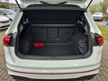 VW Tiguan R 320PS 4M DSG ACC KAMERA MATRIX NAVI APP