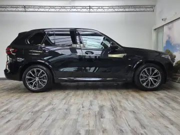 BMW X5 xDr40d M Sport 7Seats Luft Standhzg. ACC 360