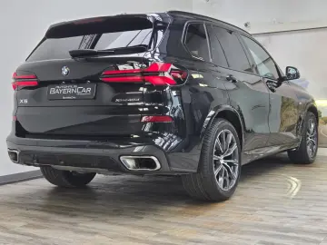 BMW X5 xDr40d M Sport 7Seats Luft Standhzg. ACC 360