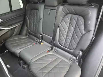 BMW X5 xDr40d M Sport 7Seats Luft Standhzg. ACC 360