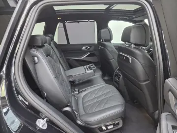 BMW X5 xDr40d M Sport 7Seats Luft Standhzg. ACC 360