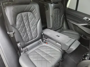 BMW X5 xDr40d M Sport 7Seats Luft Standhzg. ACC 360