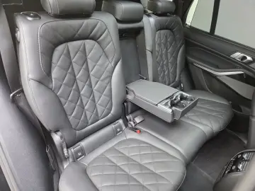 BMW X5 xDr40d M Sport 7Seats Luft Standhzg. ACC 360