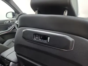 BMW X5 xDr40d M Sport 7Seats Luft Standhzg. ACC 360