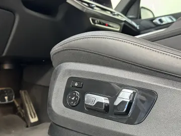 BMW X5 xDr30d M Sport Pro 22Zoll AHK Sitzlüft. ACC