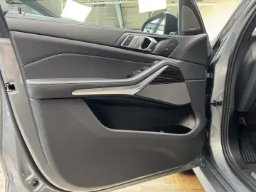 BMW X5 xDr30d M Sport Pro 22Zoll AHK Sitzlüft. ACC