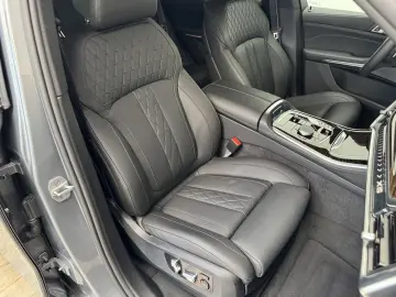 BMW X5 xDr30d M Sport Pro 22Zoll AHK Sitzlüft. ACC