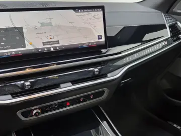 BMW X5 xDr30d M Sport Pro 22Zoll AHK Pano ACC 360