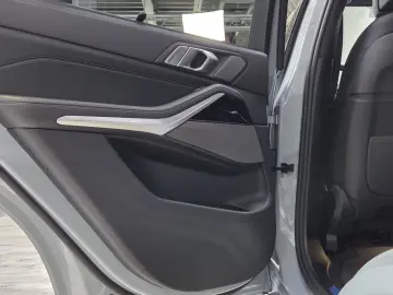 BMW X5 xDr30d M Sport Pro 22Zoll AHK Pano ACC 360
