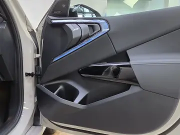 BMW X3 M50 Pro Pano AHK 21Zoll Sitzlüftung ACC 360