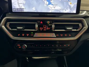 BMW X3 xDrive30e LC-Prof Pano HiFi RFK DA PA Memory