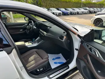 BMW i4 Gran Coupe M50 Sitzbelueftung Head Up Laser