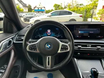 BMW i4 Gran Coupe M50 Sitzbelueftung Head Up Laser