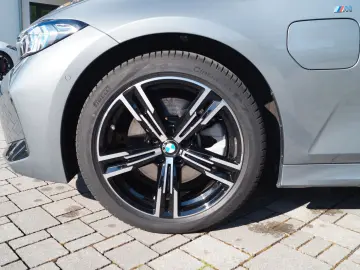 BMW 330e M Sport  HUD  Leder  Memory  0 5% Versteu.