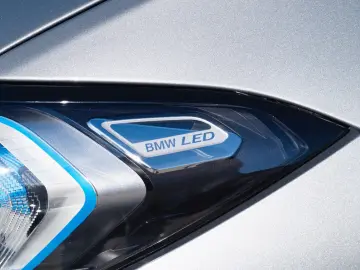BMW 330e M Sport  HUD  Leder  Memory  0 5% Versteu.