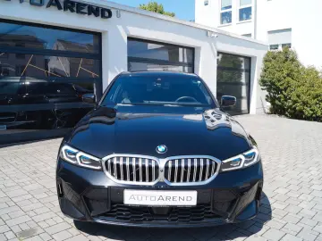 BMW 330e M Sport  HUD  Leder  Memory  InnoDrive