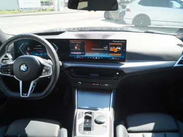 BMW 330e M Sport  HUD  Leder  Memory  InnoDrive