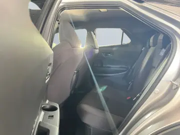 TOYOTA C-HR 1.8 Hybrid Team D  LED el. Heck ACC CAM SHZ