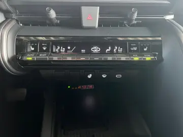 TOYOTA C-HR 1.8 Hybrid Team D  LED el. Heck ACC CAM SHZ