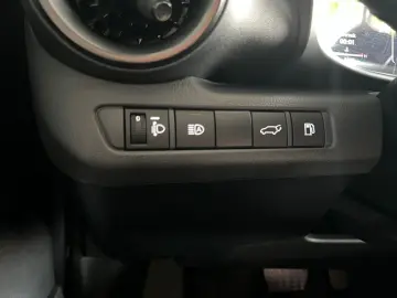 TOYOTA C-HR 1.8 Hybrid Team D  LED el. Heck ACC CAM SHZ
