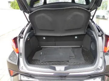 TOYOTA C-HR 2.0 Hybrid GR Sport Black Edition Navi JBL
