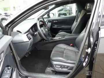 TOYOTA C-HR 2.0 Hybrid GR Sport Black Edition Navi JBL