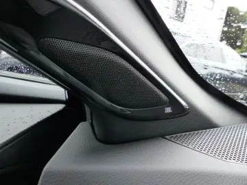 TOYOTA C-HR 2.0 Hybrid GR Sport Black Edition Navi JBL