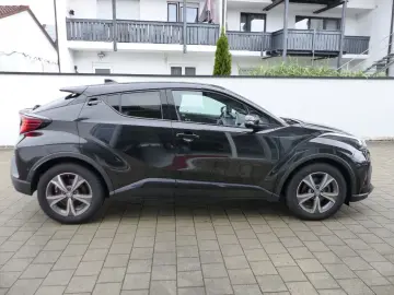 TOYOTA C-HR 2.0 Hybrid GR Sport Black Edition Navi JBL