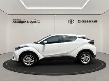 TOYOTA C-HR Hybrid Flow