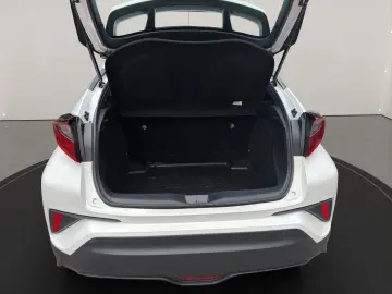 TOYOTA C-HR Hybrid Flow