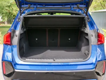 BMW X1 xDrive20d M SPORT.DR.ASS.PR.ASS.SHZ.3 STÜCK