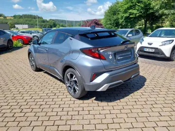 TOYOTA C-HR 2.0 Hybrid Team Deutschland