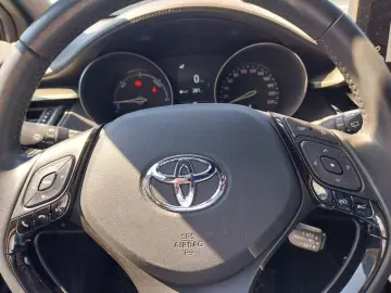 TOYOTA C-HR 2.0 Hybrid Team Deutschland