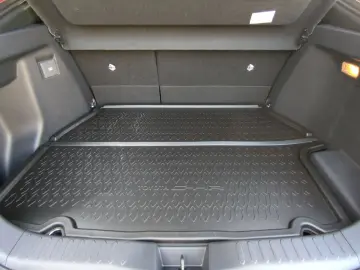TOYOTA C-HR Plug-In Hybrid 2.0 EU6e FWD Teamplayer CVT