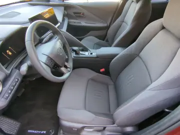 TOYOTA C-HR Plug-In Hybrid 2.0 EU6e FWD Teamplayer CVT